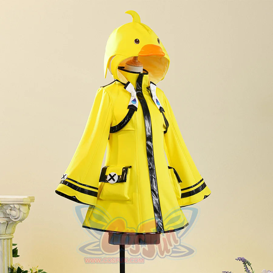 Miliastra Wonderland Manekin cosplay costume right side view displaying yellow outfit with bird hood