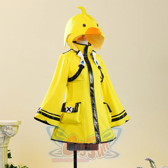 Miliastra Wonderland Manekin cosplay costume right side view displaying yellow outfit with bird hood