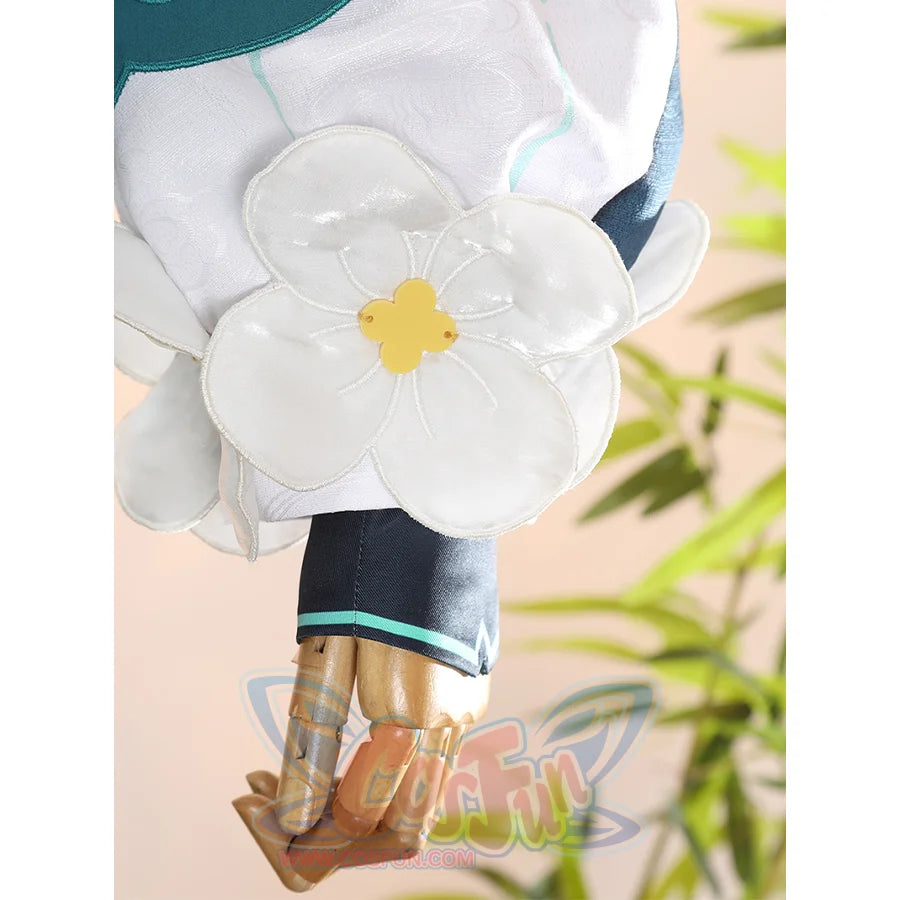 Yaoyao cosplay costume white sleeve cuff detail with decorative white flower and yellow center accent