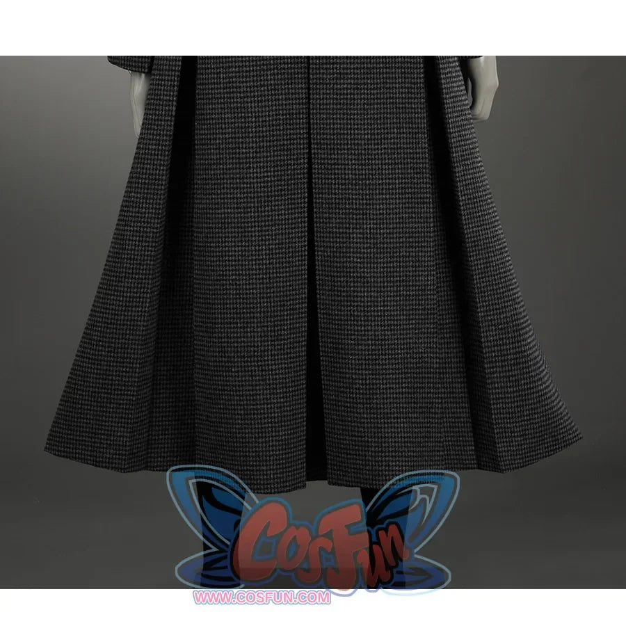 The whole coat is long and slim,wide hem for a natural drape, the plaid pattern makes the fabric look textured.