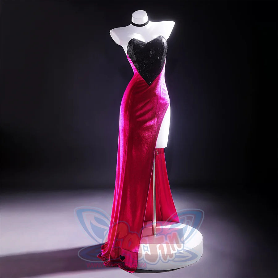 This strapless bodycon maxi dress is designed with a flattering side slit for an elegant silhouette.