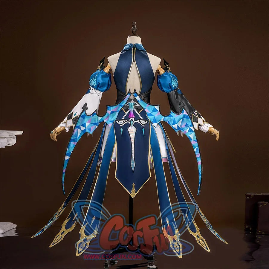 Honkai: Star Rail Cerydra Cosplay Costume's main color is dark blue, and it is matched with a lot of accessories, the upper part of the sleeves is lantern sleeves, and the lower part is trumpet sleeves, the left and right colors are asymmetrical, with shoulder guard decorations, and the skirt has a lot of ribbon decorations.
