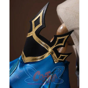 The shoulders are hollowed out and decorated with black and gold-rimmed shoulder guards.