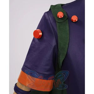 JOJO Bizarre Adventure Gyro Zeppeli Cosplay Costume, both the sleeves and the cloak straps are decorated with orange buttons.