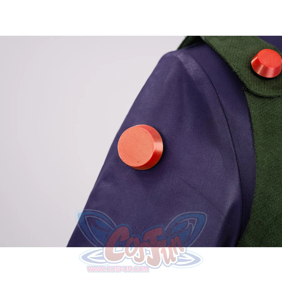 JOJO Bizarre Adventure Gyro Zeppeli Cosplay Costume, slightly larger buttons decorate the sleeves.