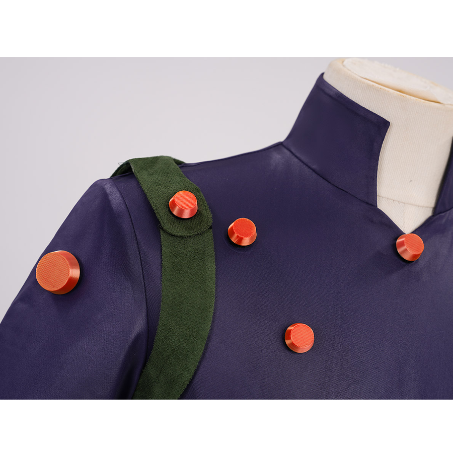 JOJO Bizarre Adventure Gyro Zeppeli Cosplay Costume, both sides of the cloak straps have an orange button.