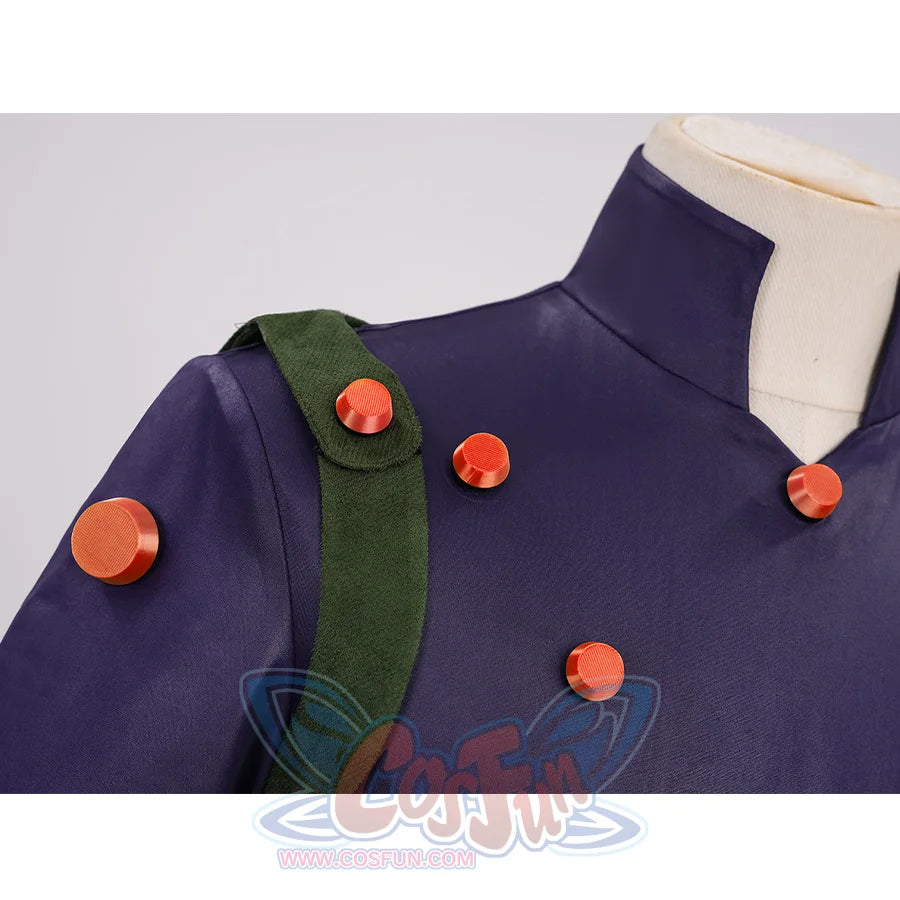 JOJO Bizarre Adventure Gyro Zeppeli Cosplay Costume, both sides of the cloak straps have an orange button.