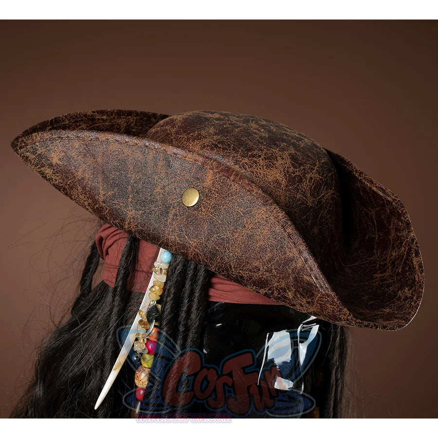 Jack Sparrow Cosplay Costume hat&#39;s side view, it is a brown pirate hat, there is a metal buckle on both side of hat.