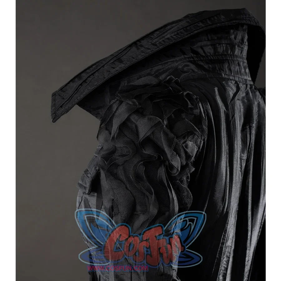 Wicked: For Good Elphaba Cosplay costume shoulder view, there is lace decoration on each shoulder and bring rich texture.