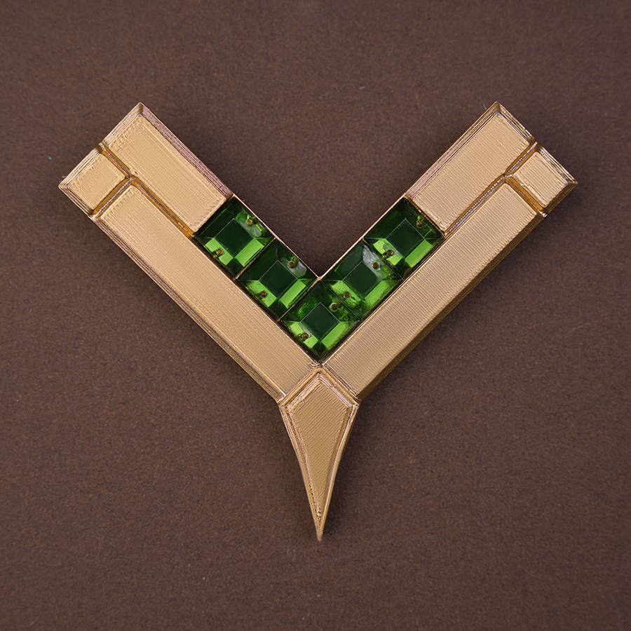 Genshin Impact Nefer Cosplay Costume back cape prop, mainly golden and green colors.