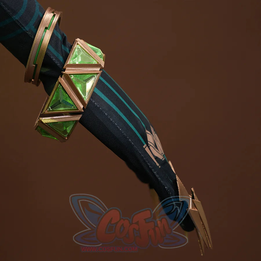 Genshin Impact Nefer Cosplay Costume close-up of sleeves, showing golden nail props and green bracelet.