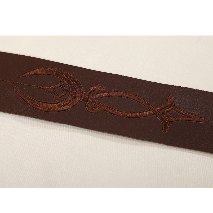 Nu: Carnival Edmond Cosplay Costume, wide dark-colored waist belt that accentuates the waistline.