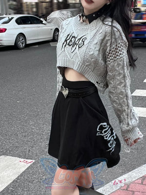 College Style Open Waist Round Neck Knitted Top