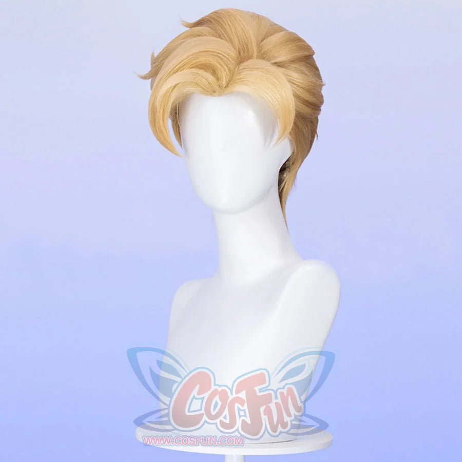 The side view of the Peter Quill cosplay wig reveals a layered and textured cut, with a smooth finish