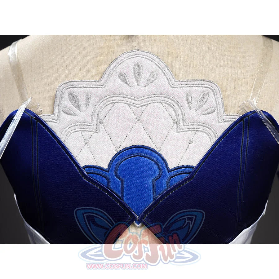 Seele cosplay back upper white quilted embossed decorative panel with intricate blue collar detail