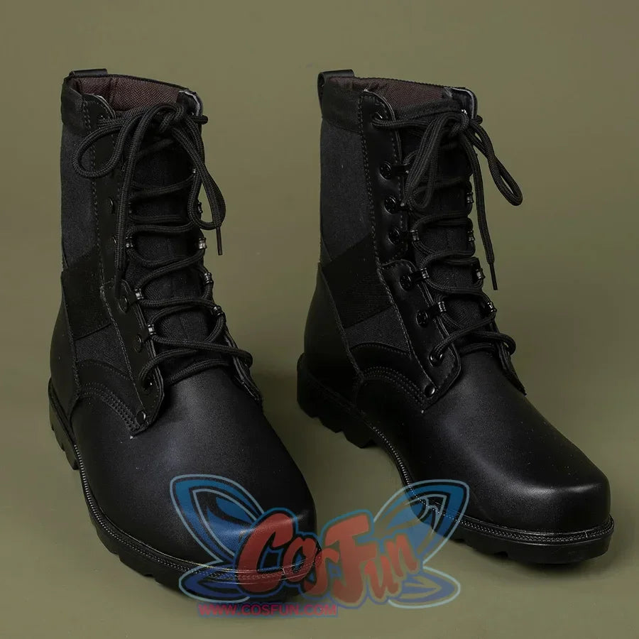 Soldier Boy Benjamin Cosplay Boots, made of matte black leather, the overall design is rugged and tough.