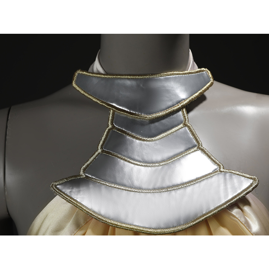 Star Wars: Episode 2 Padmé Amidala Cosplay Costume, the collar is made up of several silver geometric shapes.