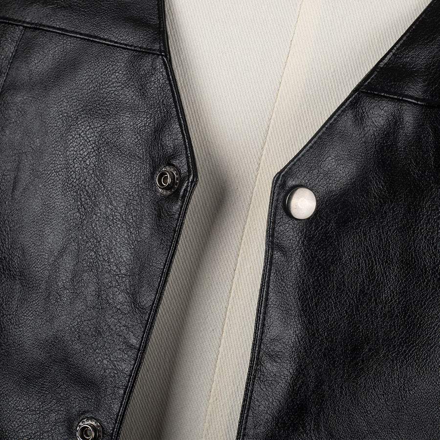 Daryl Dixon cosplay vest button closure detail