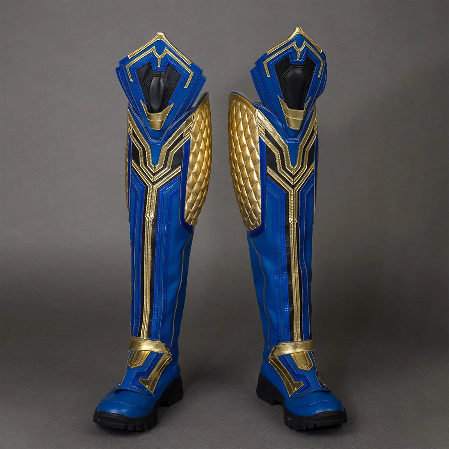 Thor: Love and Thunder Cosplay boots are mainly in blue and gold colors, with complex geometric patterns, the sides of the boots are made of scaly golden armor, the top of the boots is designed with a sharp shape, like a sharp angle with armor protection.