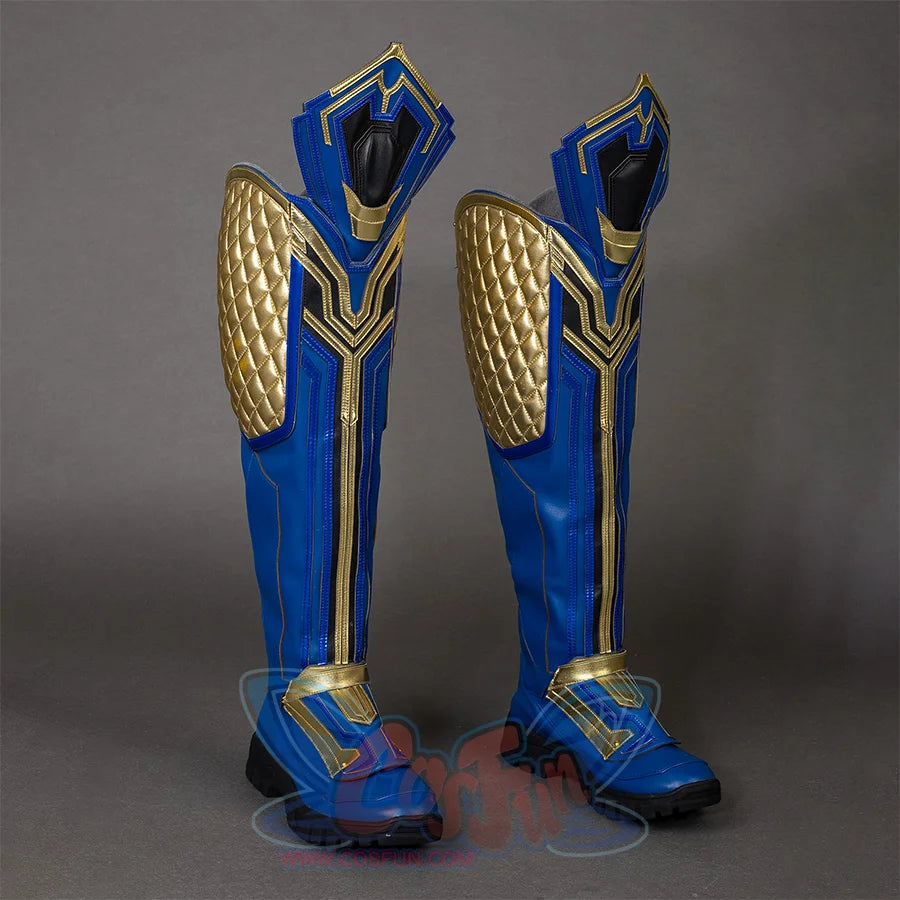 Thor: Love and Thunder Cosplay boots are mainly in blue and gold colors, with complex geometric patterns, the sides of the boots are made of scaly golden armor, the top of the boots is designed with a sharp shape, like a sharp angle with armor protection.