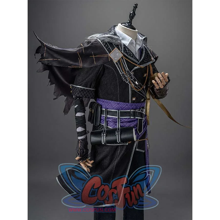 Side perspective of Verso’s cosplay costume, showcasing the black tunic’s layered design, purple sash, and arm accessories.