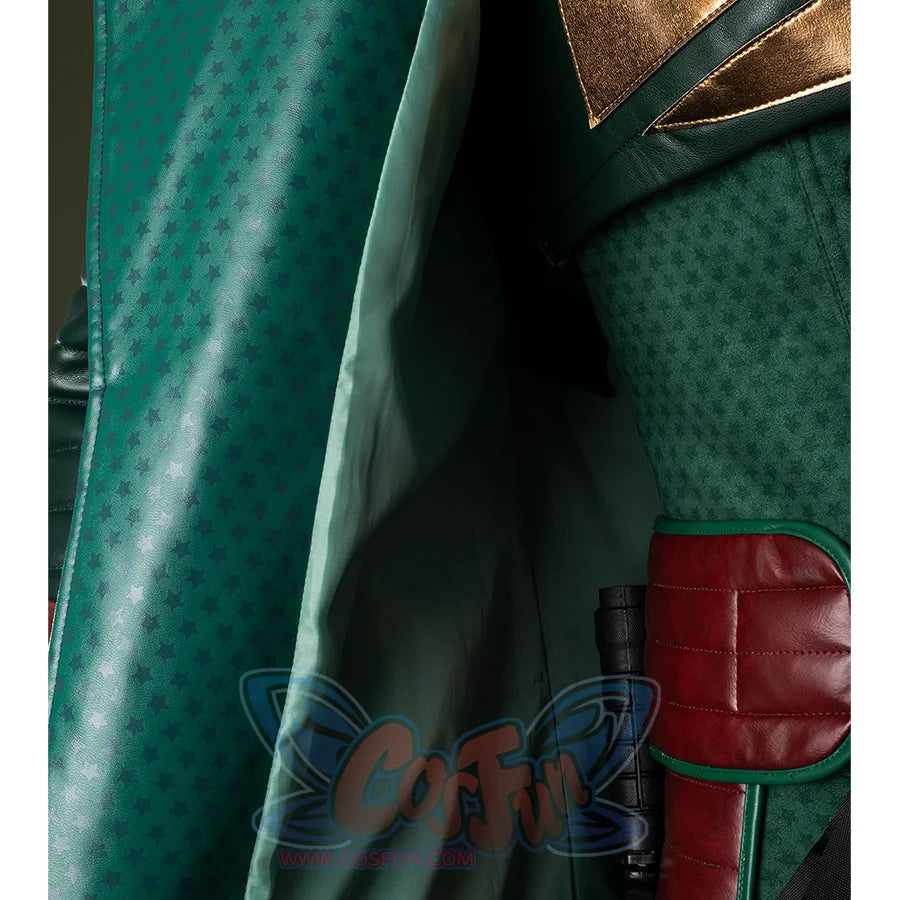 The inner lining is also dark green, with a smooth texture.