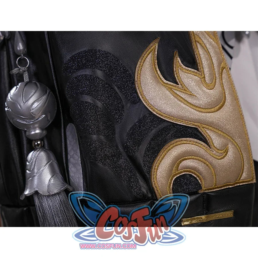 Wuthering Waves Buling Cosplay Costume has a golden cloud-like decoration and black reflective lines on the hem.