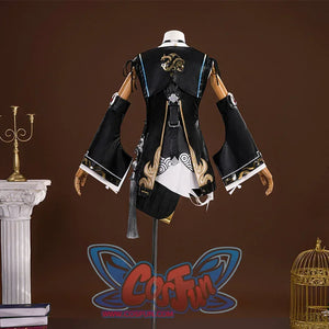 The special-shaped back collar has a unique golden pattern, a ribbon in the middle of the back of the coat, and a golden cloud-like decoration on the hem.