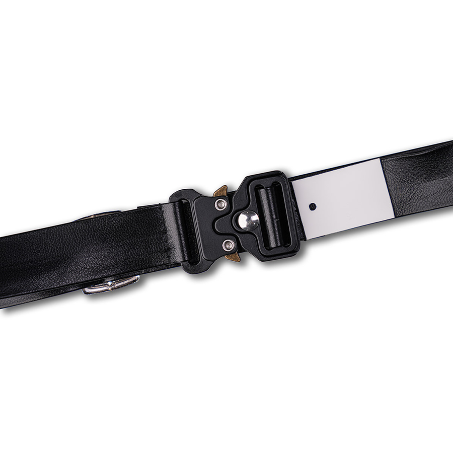 Wuthering Waves Chisaki Cosplay Costume, black PU leather belt with metal buckle.