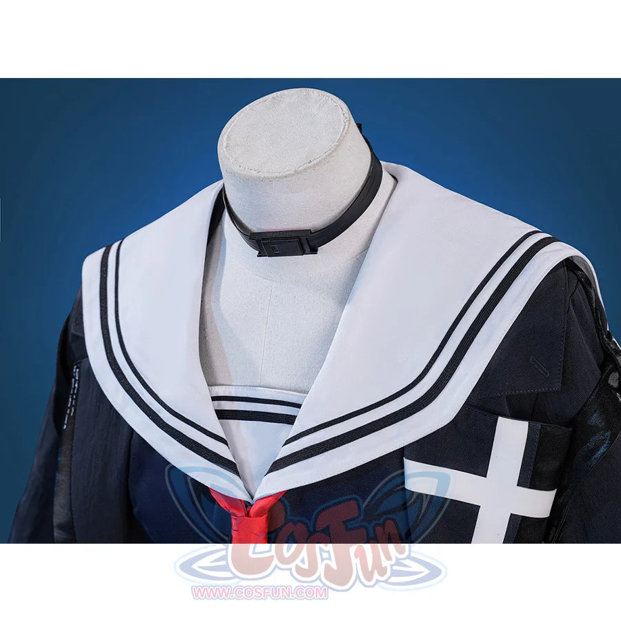 Wuthering Waves Chisaki Cosplay Costume, the black choker echoes the overall style.