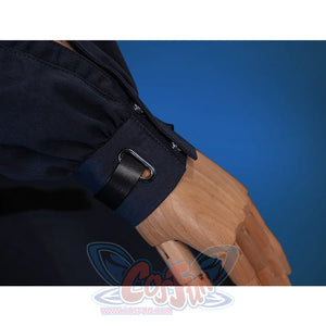 Wuthering Waves Chisaki Cosplay Costume, there is a black PU leather strap and snap fasteners on the cuffs.