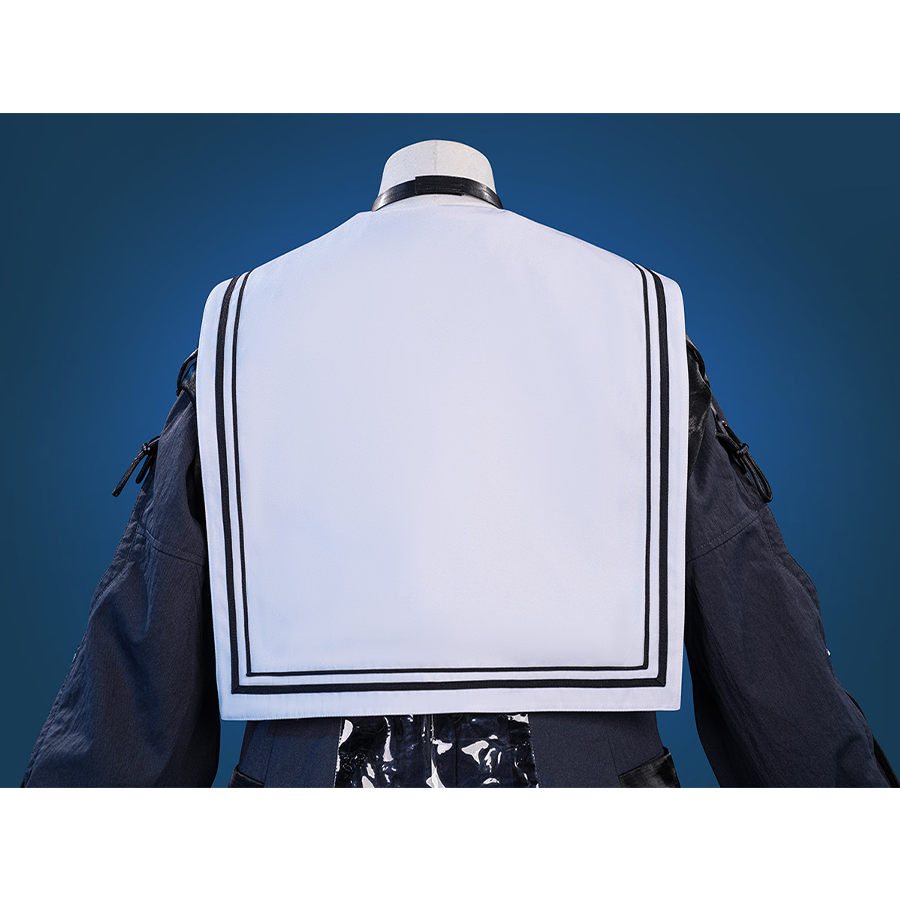 Wuthering Waves Chisaki Cosplay Costume, a large white square scarf on the back.