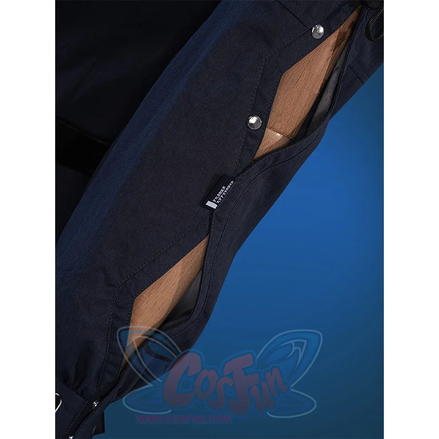 Wuthering Waves Chisaki Cosplay Costume, the sleeves have some metal buckle and barcode decoration.