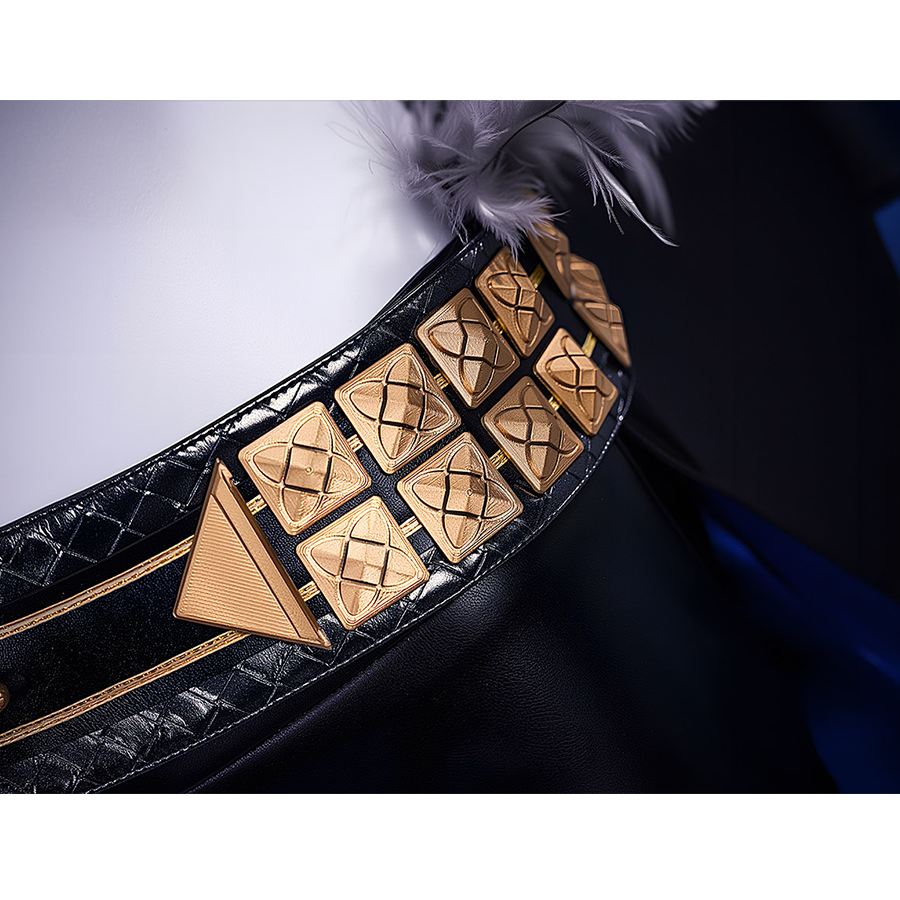 Wuthering Waves Gabrielle Cosplay Costume, it mainly consists of multiple square metal ornaments.