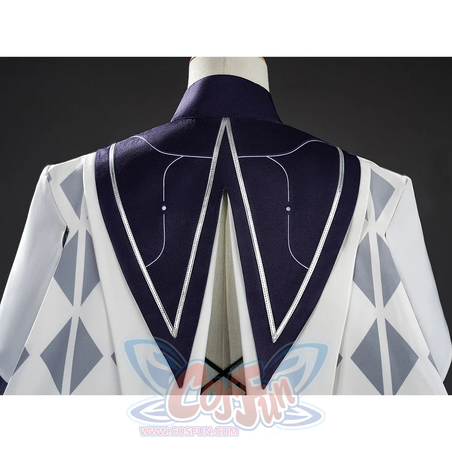 Mornye cosplay costume back view showing black collar with white trim and diamond lattice pattern