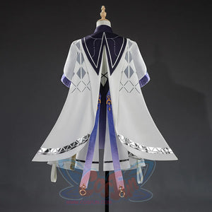 Mornye cosplay costume back view with white coat, diamond lattice pattern, purple cuffs, black collar