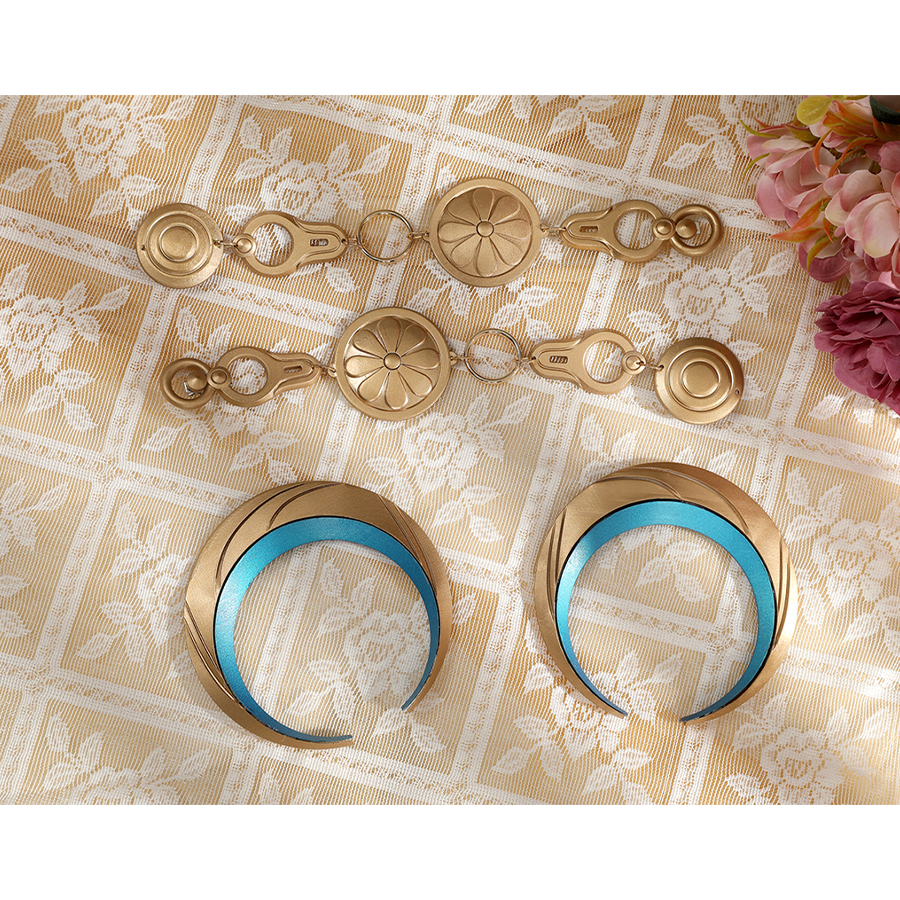 Wuthering Waves Yuno Cosplay Costume, gold and blue braecelet and body accessories.