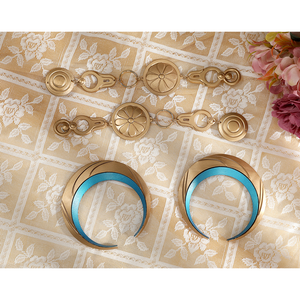 Wuthering Waves Yuno Cosplay Costume, gold and blue braecelet and body accessories.