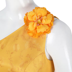 Judy yellow floral dress shoulder flower decoration close-up detail