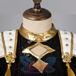 Zoey cosplay costume idol stage outfit showcase: Golden collar, white pads and golden details.