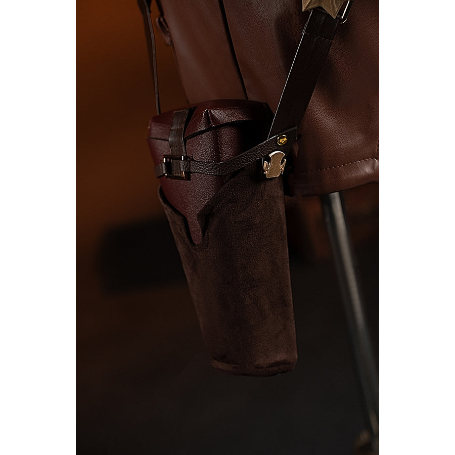 Genshin Impact Amber cosplay long waist pouch hangs from black straps along the brown side panel.