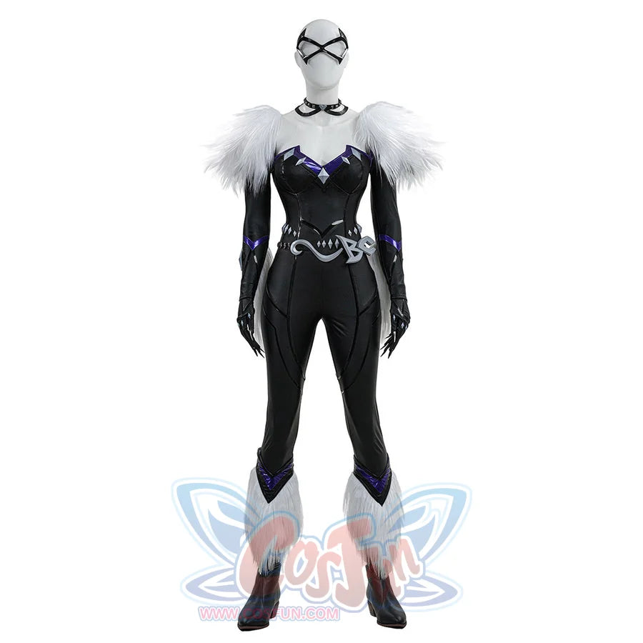 Black Cat Felicia Hardy cosplay shoes complete the front look with pointed black toes beneath the costume.