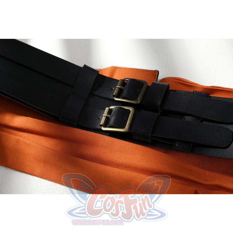 Buggy the Star Clown cosplay waist seal close-up focuses on black straps and brass-tone buckles
