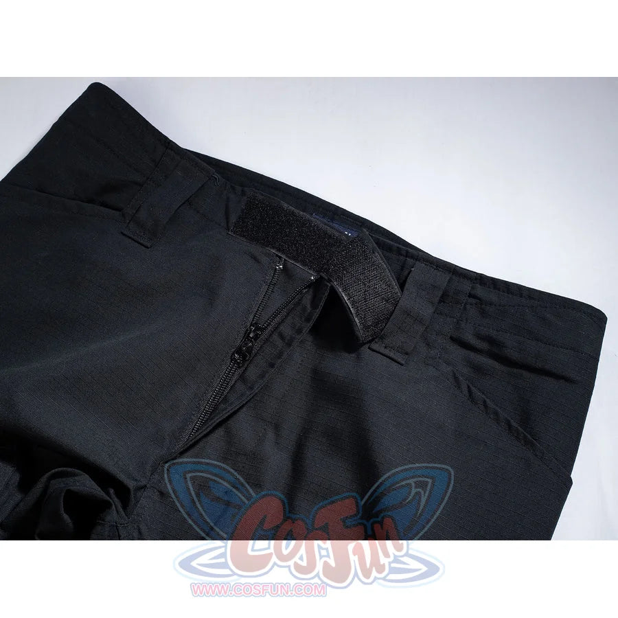 Bullseye Lester cosplay costume opens a cargo pocket detail along the black pant side.