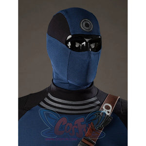Bullseye Lester cosplay costume frames the blue hood around a black eye opening and target patch.