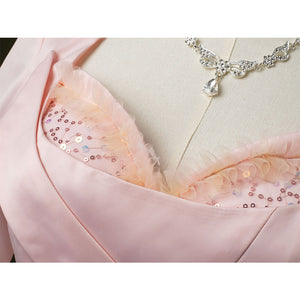 Close up Glinda cosplay costume upper part