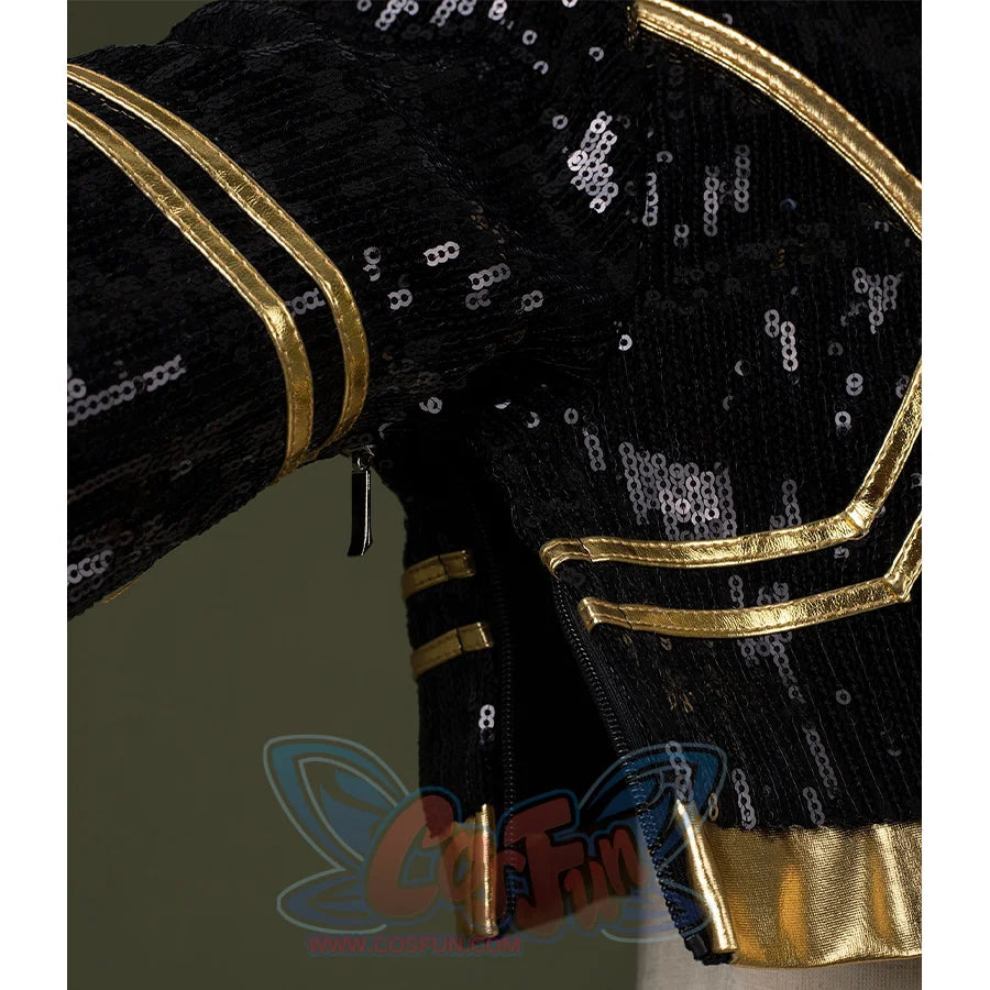 HUNTR/X Kid Zoey cosplay costume, close-up of top's side, showing a invisible zipper