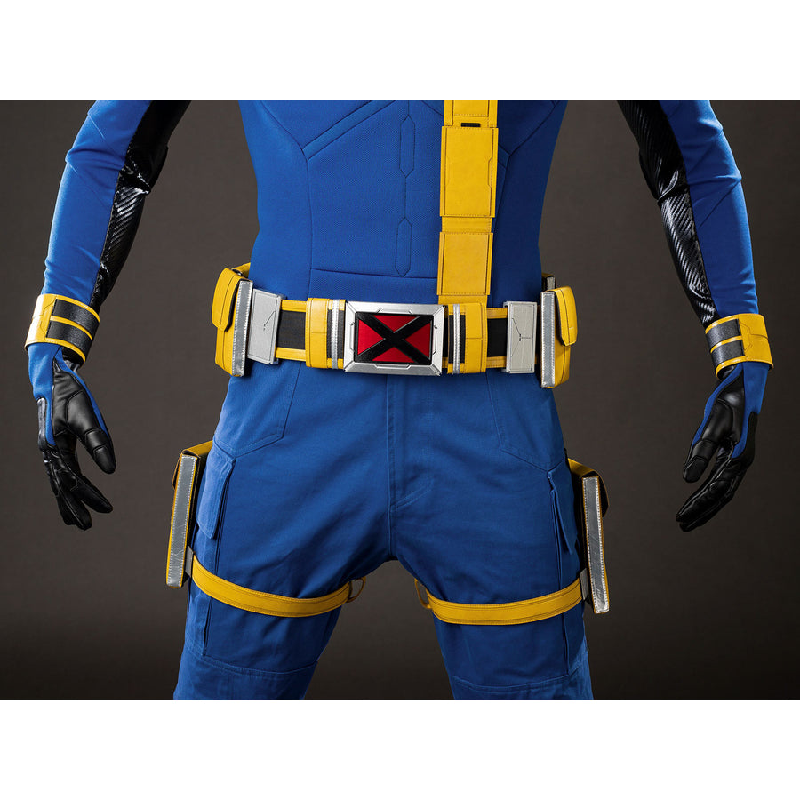 Cyclops Scott Summers cosplay utility belt anchors yellow pouches and a red X buckle over blue pants.