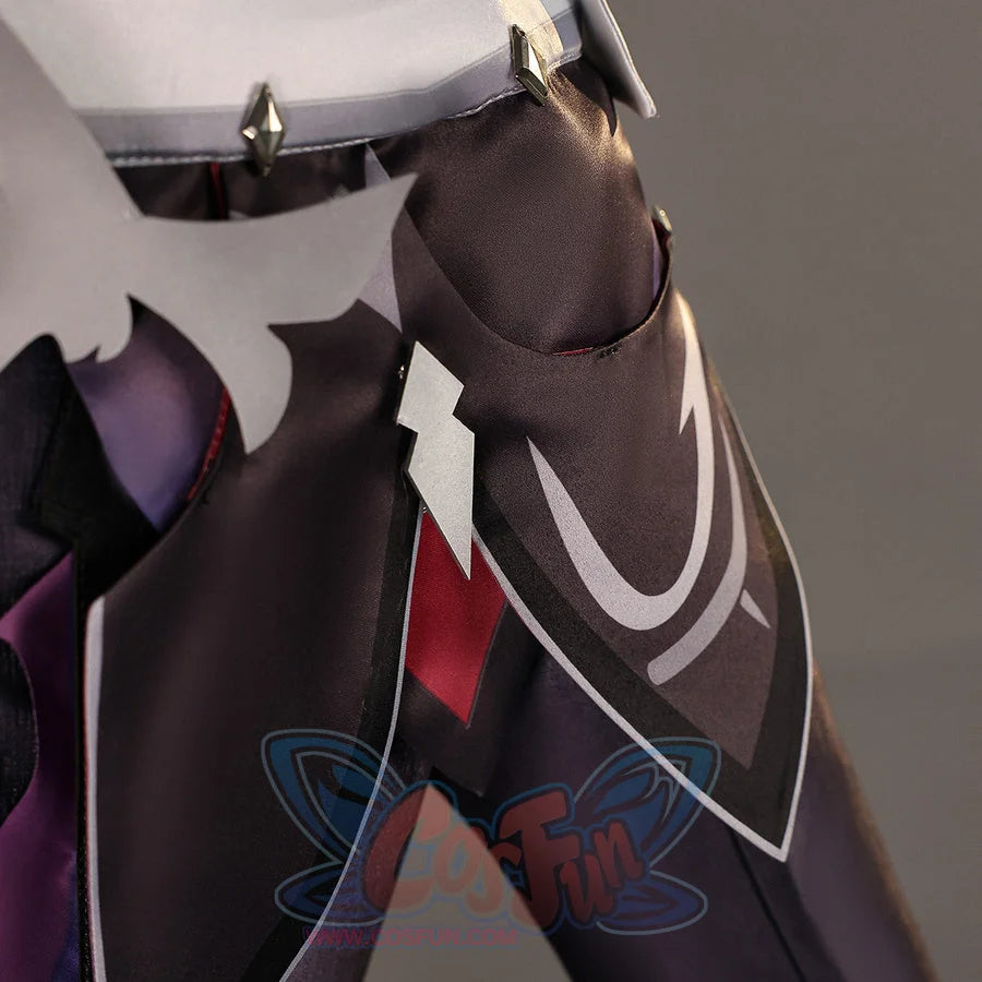 Shoulder detail of Genshin Impact Durin cosplay costume with black coat, white collar, red lining, and small silver charm