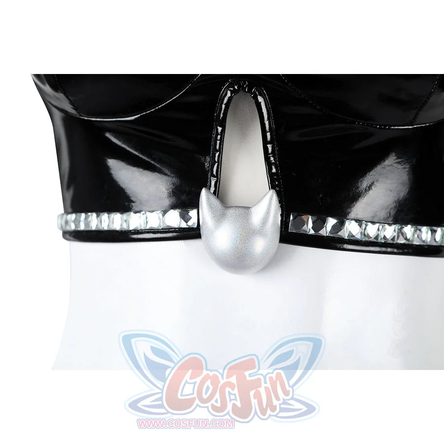 Felicia Hardy Urban Predator cosplay costume anchors the silver belt plate over the skirt waist.